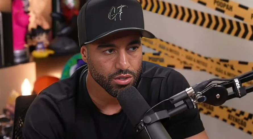 Lucas Moura vê técnico ‘marcado’ pela arbitragem no futebol brasileiro hoje