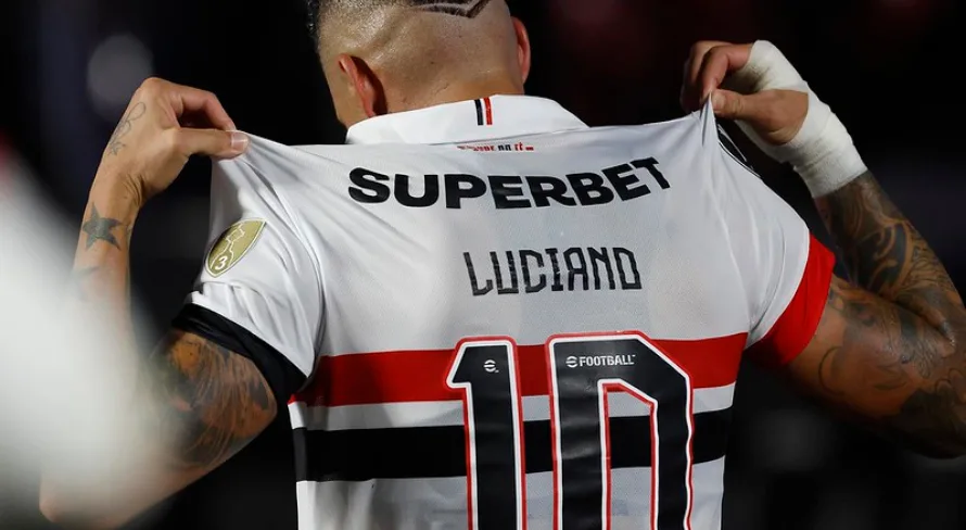 Casagrande aponta Serginho Chulapa após exaltar Luciano no SPFC