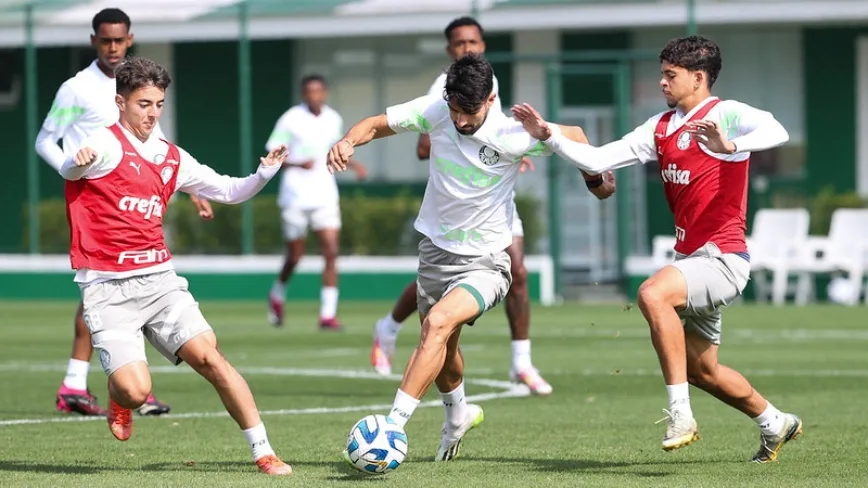 Palmeiras vê ‘cria’ com multa de R$ 500 milhões estrear com gol no sub-20