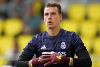 Lunin em campo pelo Real Madrid