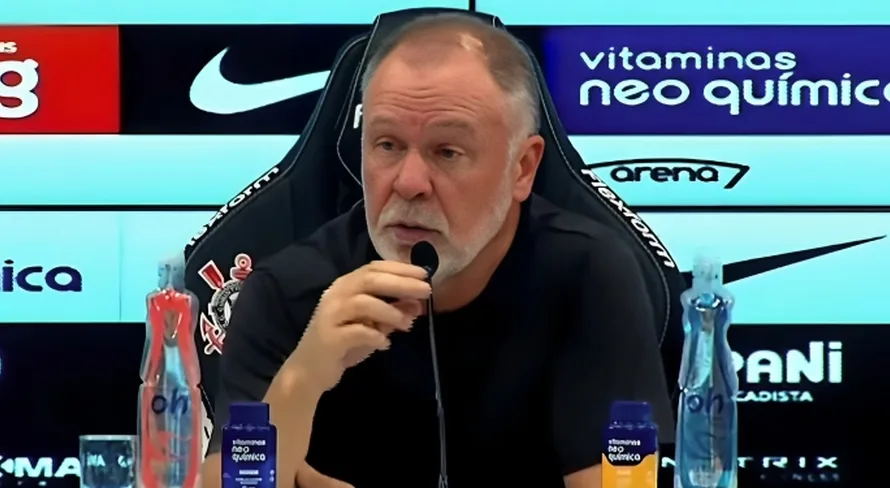 Mano Menezes lembra ‘anúncio’ de Caio Ribeiro de retorno à seleção brasileira: “Ficção”