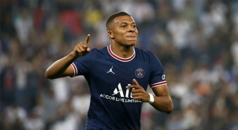 Luis Enrique abre o jogo sobre Mbappé após saída do PSG