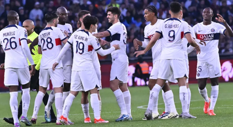 PSG deixa Mbappé de fora em vitória contra o Metz na despedida da Ligue 1