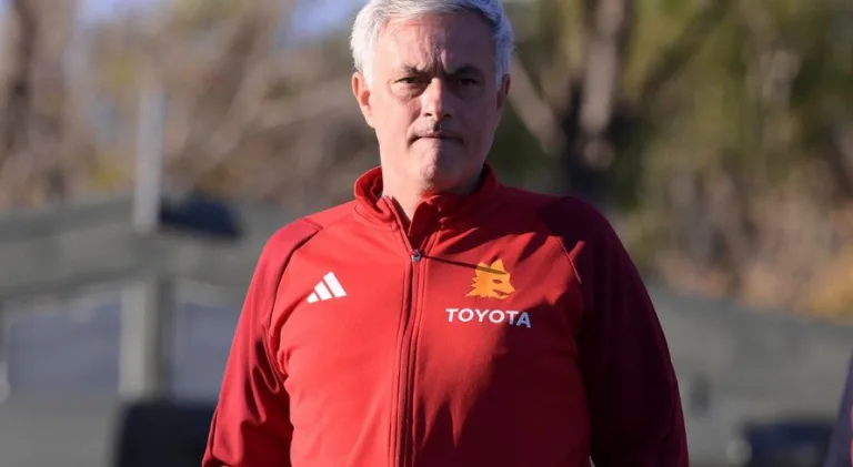 Mourinho e Allegri estariam em lista do Al-Ittihad para substituir Gallardo