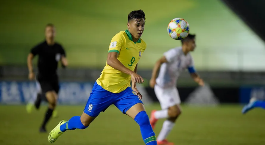 Kaio Jorge pode ser negociado pela Juventus e há clubes interessados no futebol brasileiro