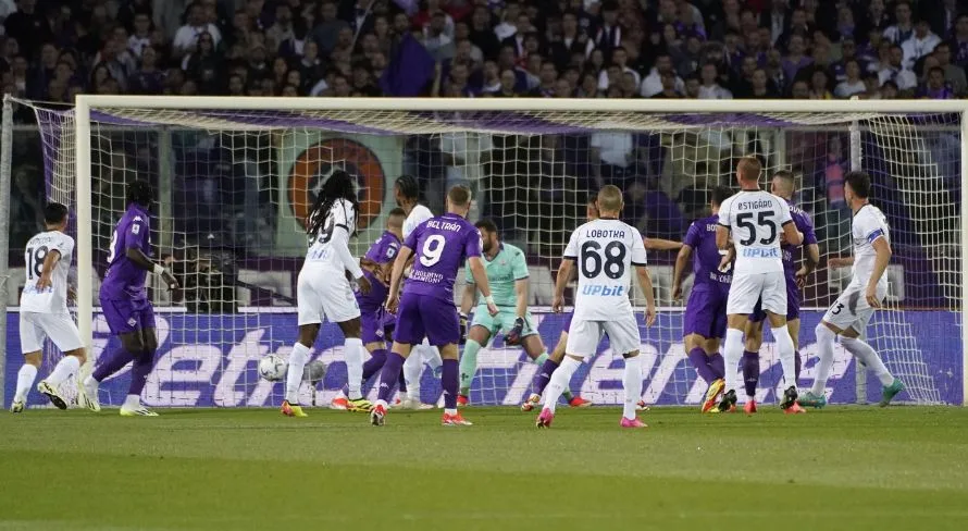 Napoli empata com a Fiorentina na penúltima rodada do Campeonato italiano
