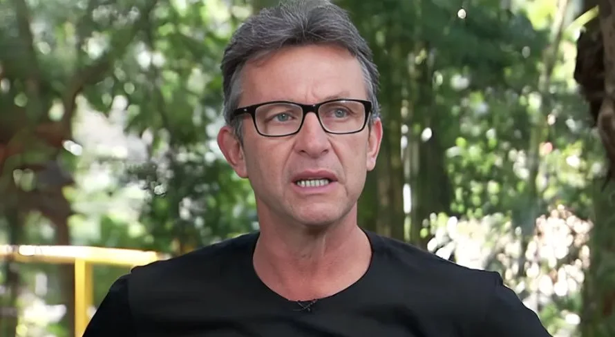 Neto crava melhor atacante depois de Pelé: “Nunca vi igual”