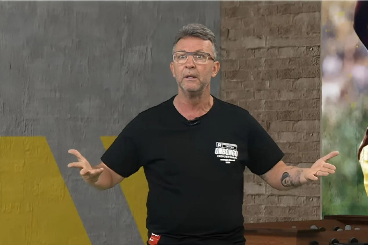 Neto crava técnico diferenciado do futebol brasileiro hoje: “Monstruoso”