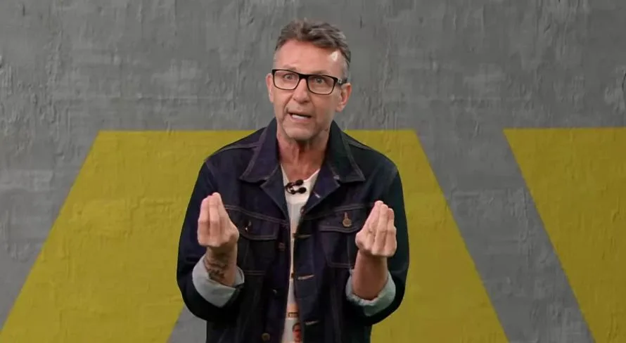 Neto crava time que “parou no tempo” no Brasil: “Mediocridade”