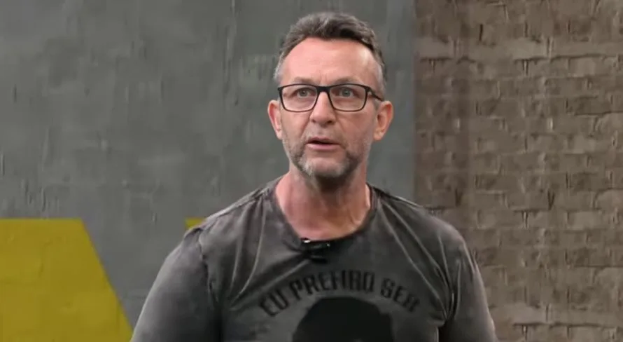 Neto detona técnico de time do Brasileirão: “Acabou com o futebol”