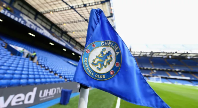 Nicola afirma que dirigentes do Chelsea estão em São Paulo para sondagens com Palmeiras e Corinthians