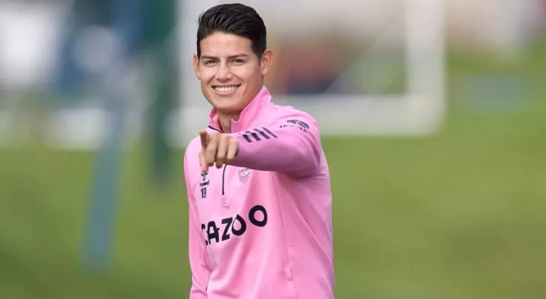 Nicola comenta especulações de James Rodríguez no Everton