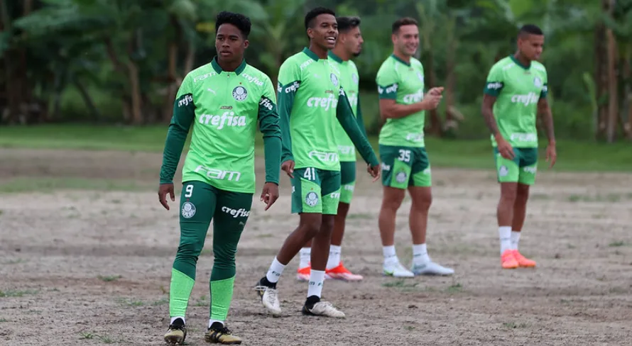 Palmeiras tem início de Brasileirão marcado por protagonismo de jovens