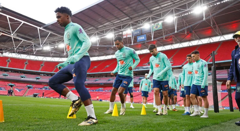 Torcedores pedem Endrick e mais dois entre os titulares da seleção brasileira