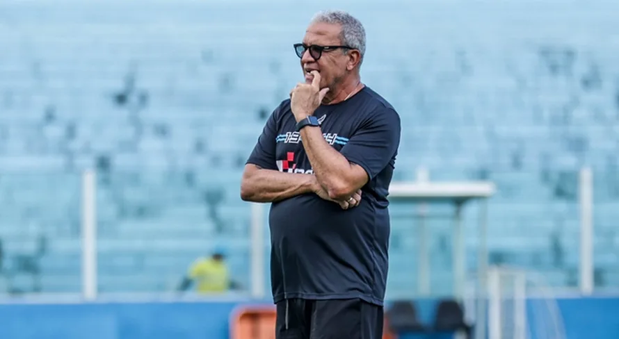 Veja a provável escalação do Paysandu hoje contra o Goiás na Série B