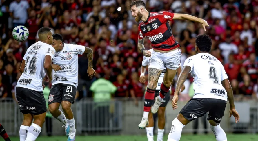 PVC surpreende e crava placar de Flamengo x Corinthians pelo Brasileirão