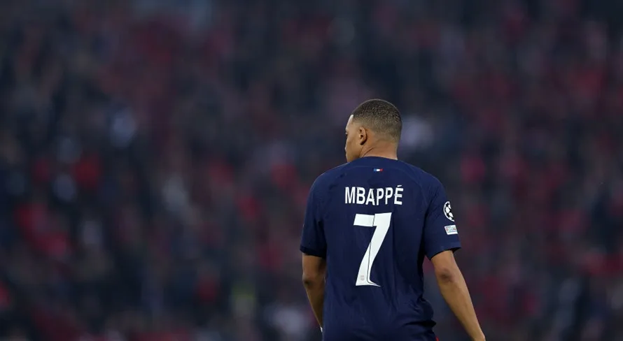 Mbappé faz mistério sobre confirmação do Real Madrid: “Aviso em breve”