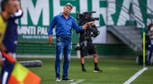 Renato Gaúcho, do Grêmio, se manifesta sobre negociação com outro time do Brasileirão