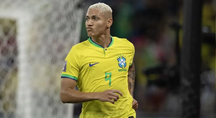 Neto revela possível destino de Richarlison em volta ao Brasil: “Nome importante”