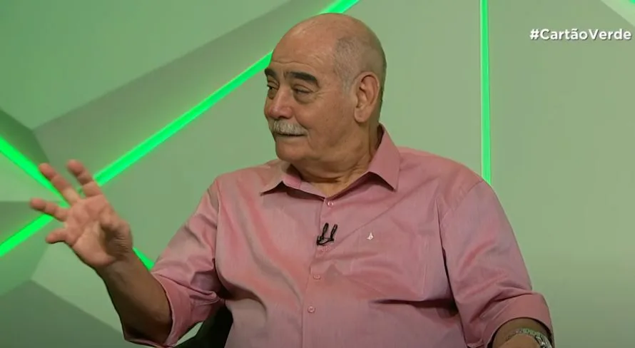 Rivellino vê “esquecimento” de jogador badalado no Brasil: “Ninguém fala”