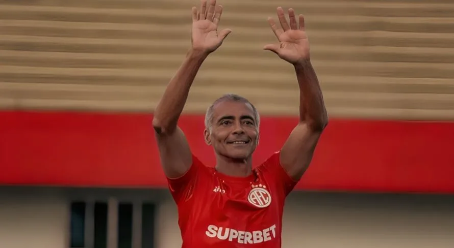 Romário elege dupla “inigualável” do Brasil e alerta sobre camisa 9: “Cara que confio”