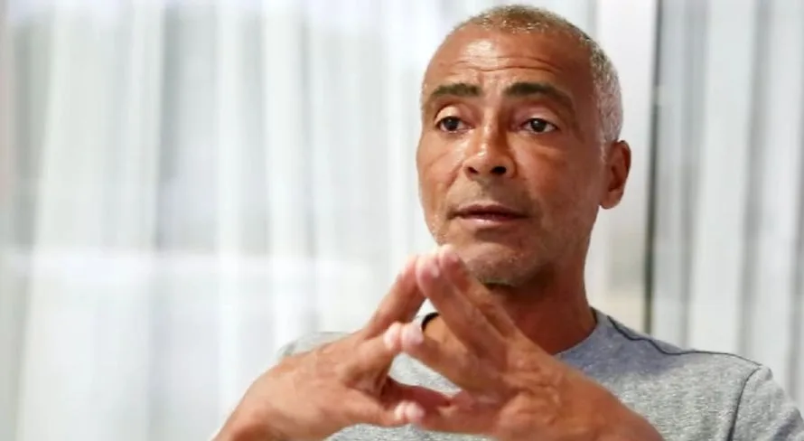 Romário elege melhor parceiro de ataque e chama rival de “fenômeno” 