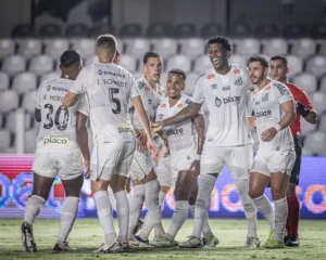 Muller prevê time com acesso antecipado ao Brasileirão Série A: “Está passeando”