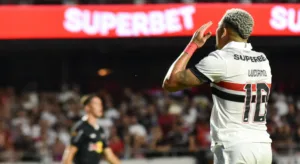 Oscar Ulisses aponta jogador diferenciado do Brasileirão se for tratado como “estrela”