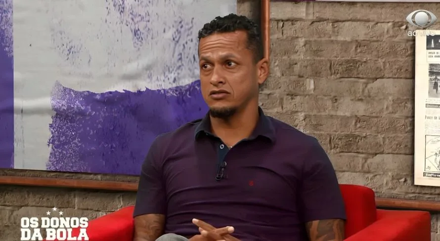 Souza surpreende e elege melhor volante do Brasil na atualidade