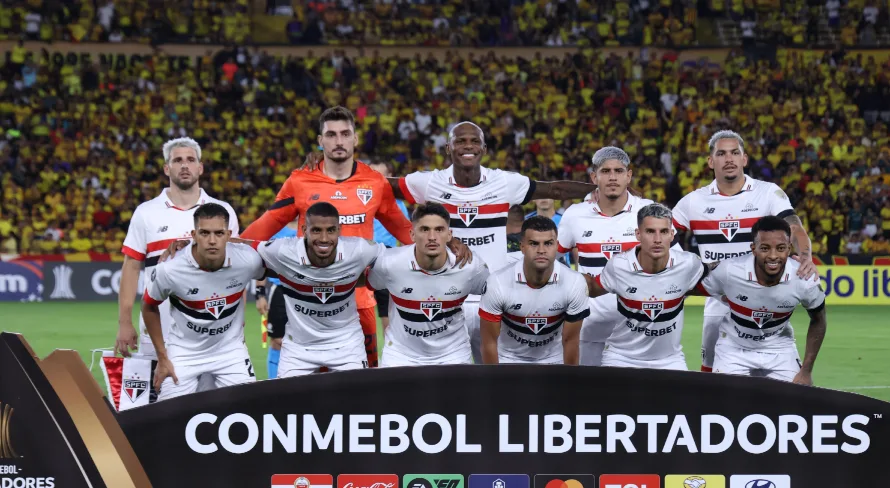 Pilhado rasga elogios ao SPFC na Copa Libertadores e o compara ao Flamengo