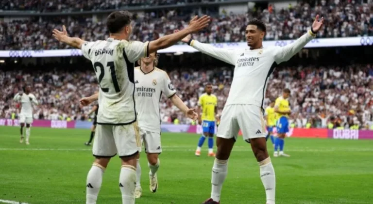 Real Madrid goleia Cádiz e se aproxima de título da La Liga