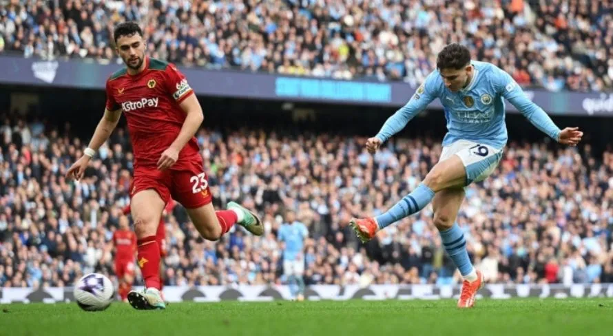 Haaland marca quatro e Manchester City atropela Wolverhampton na Premier League