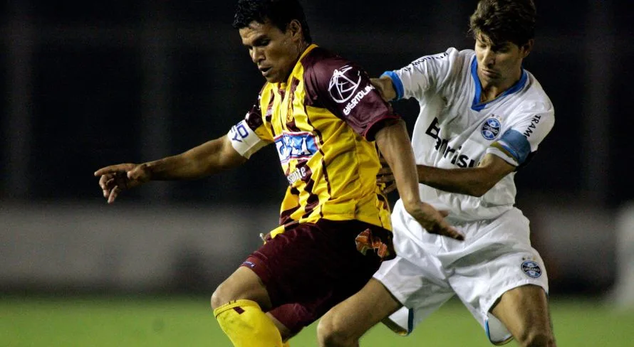 Ídolo do Grêmio, Tcheco convoca doações de torcedores para atingidos por enchentes no RS