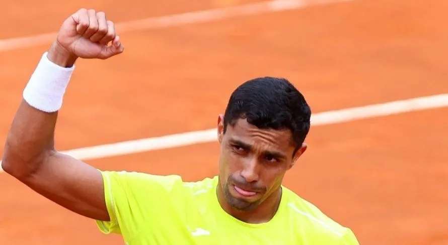 Thiago Monteiro vai a terceira rodada em Roma e pode encarar Ruud