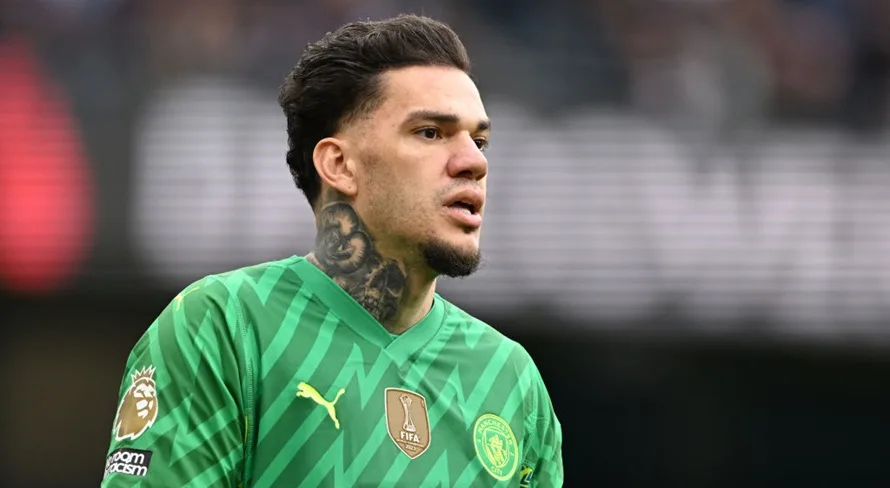 Time da Arábia Saudita prepara oferta por Ederson, do Manchester City