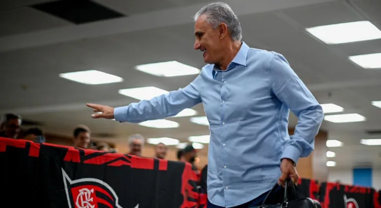 Ana Thaís revela atitude de membro da comissão técnica de Tite: “Me mandou estudar”