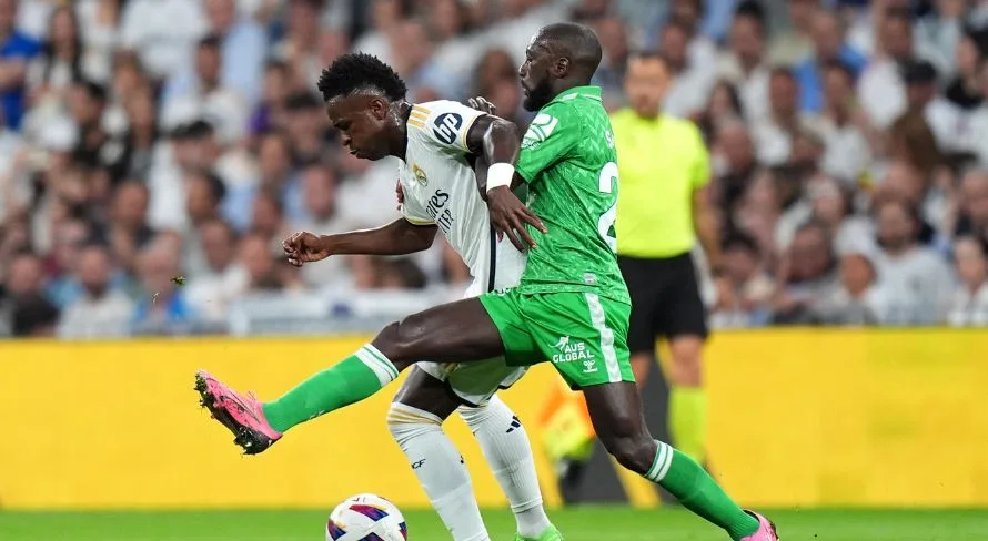 Vinícius Júnior disputará decisão da Champions após ter febre por dois dias; entenda