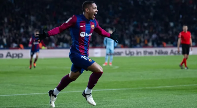 Palmeiras inicia conversas para contratação de Vitor Roque, emprestado ao Betis pelo Barcelona