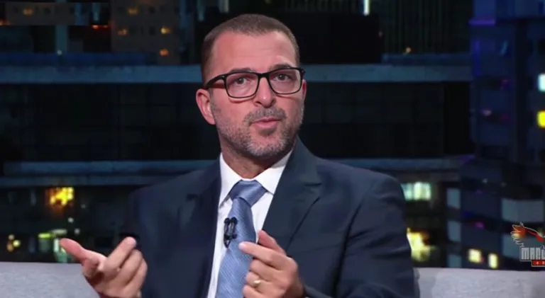 Zé Elias elege meia-atacante gringo protagonista no Brasil: “Joga em qualquer time”