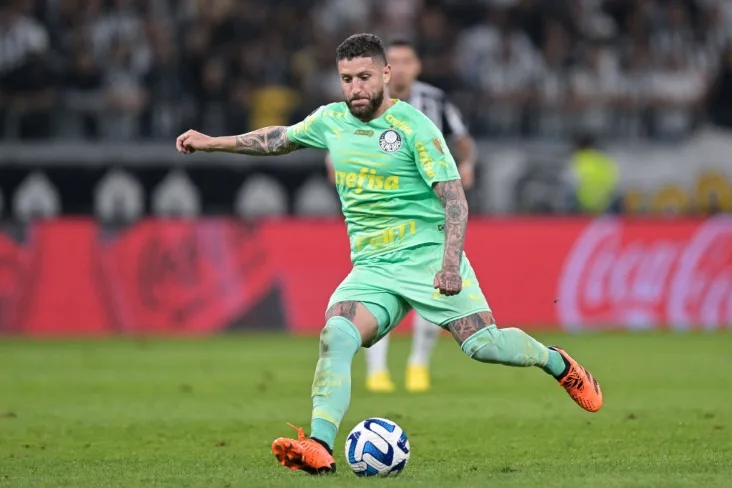Zé Rafael fala sobre período de recuperação no Palmeiras e celebra retorno