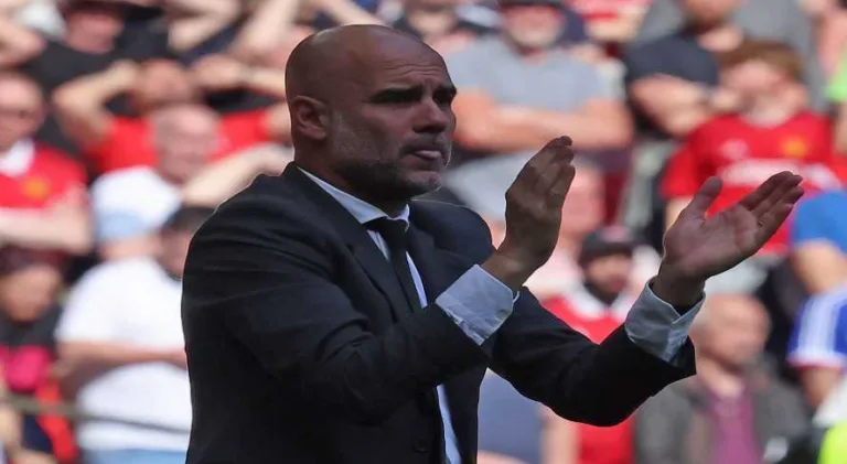 Técnico do Manchester City desconversa sobre interesse em Savinho