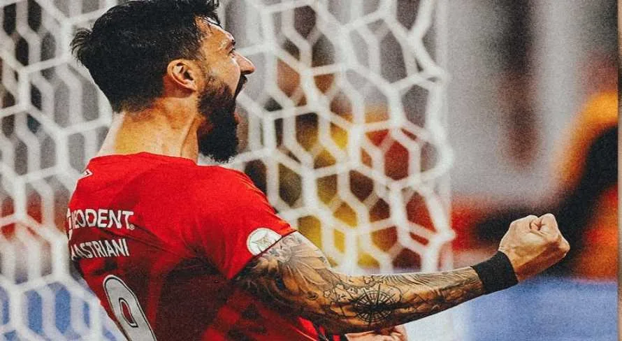 Com show de Mastriani, Athletico-PR busca a virada contra o Criciúma no Brasileirão