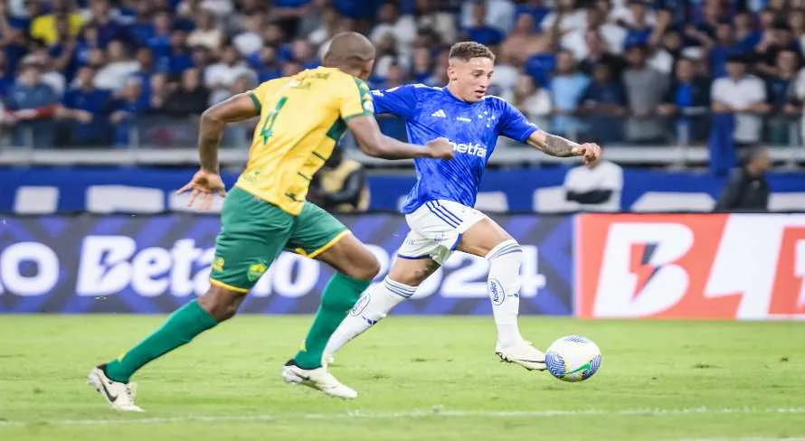 Cruzeiro vence o Cuiabá e conquista vaga no G-6 do Brasileirão