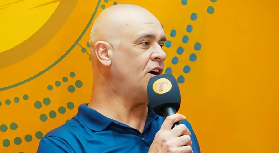 Marcos manda recado para Abel Ferreira e revolta torcedores do Palmeiras