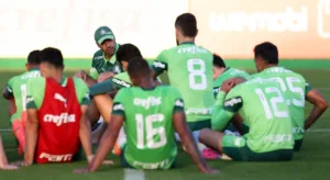 Com ou sem Dudu: como Abel Ferreira pode escalar o Palmeiras após negociação com o Cruzeiro melar