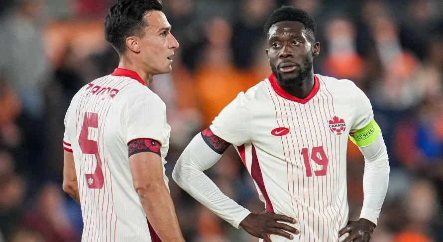 Alphonso Davies, do Bayern, fala sobre interesse do Real Madrid
