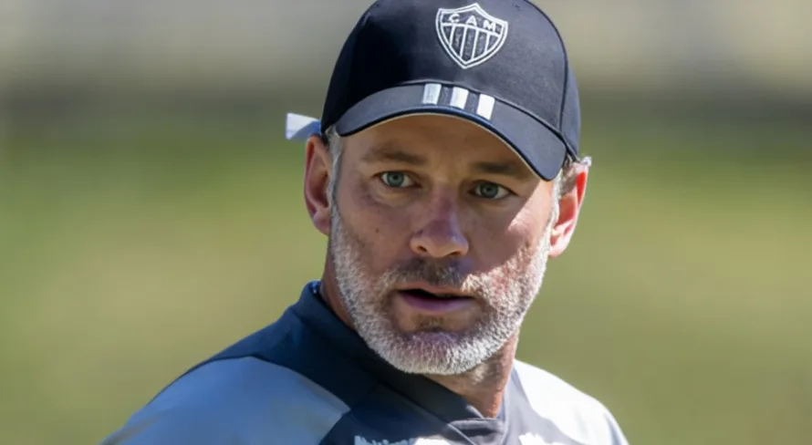 Veja a provável escalação do Atlético hoje contra o Atlético-GO pelo Brasileirão