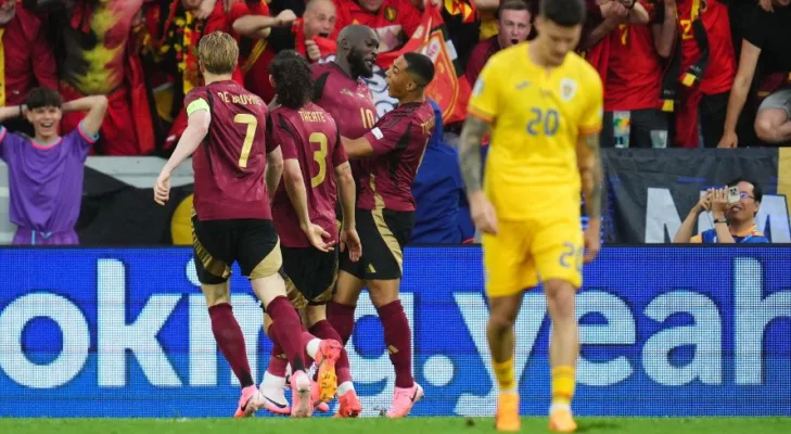 Bélgica derrota Romênia e embola grupo da Eurocopa Bélgica derrota Romênia e embola grupo da Eurocopa