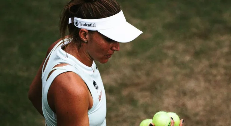 Bia Haddad tem jogo paralisado por chuva, mas é eliminada na Alemanha