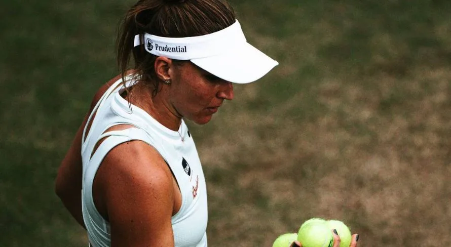 Bia Haddad tem jogo paralisado por chuva, mas é eliminada na Alemanha